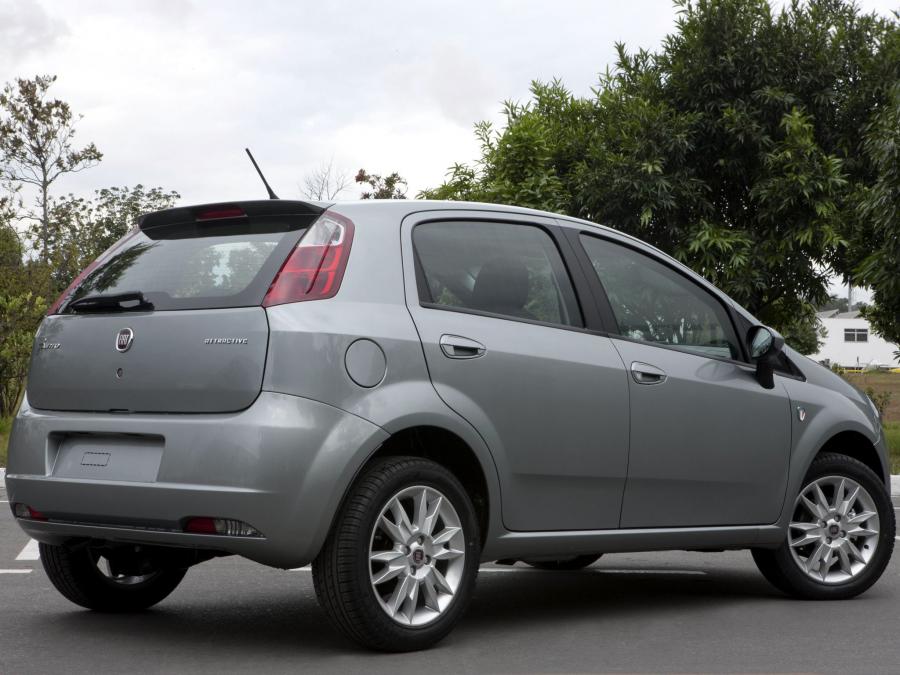  Fiat Punto Serie Especial Italia 2011 года  (фото 2 из 3)